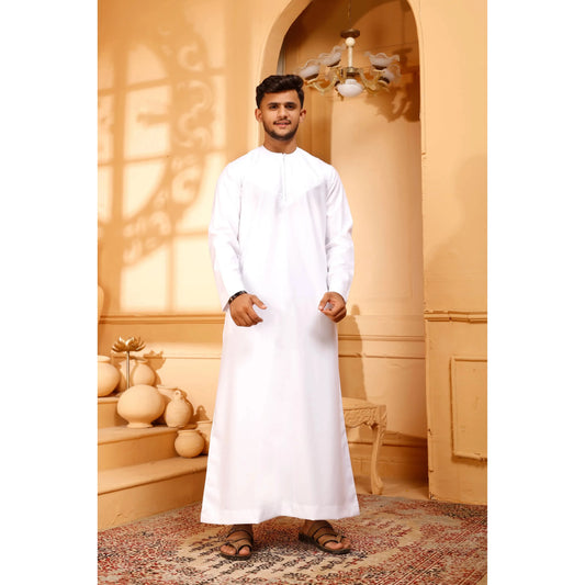 Matte White Omani Thobe